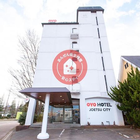 Oyo Joetsu City Hotel Kasugayama Extérieur photo