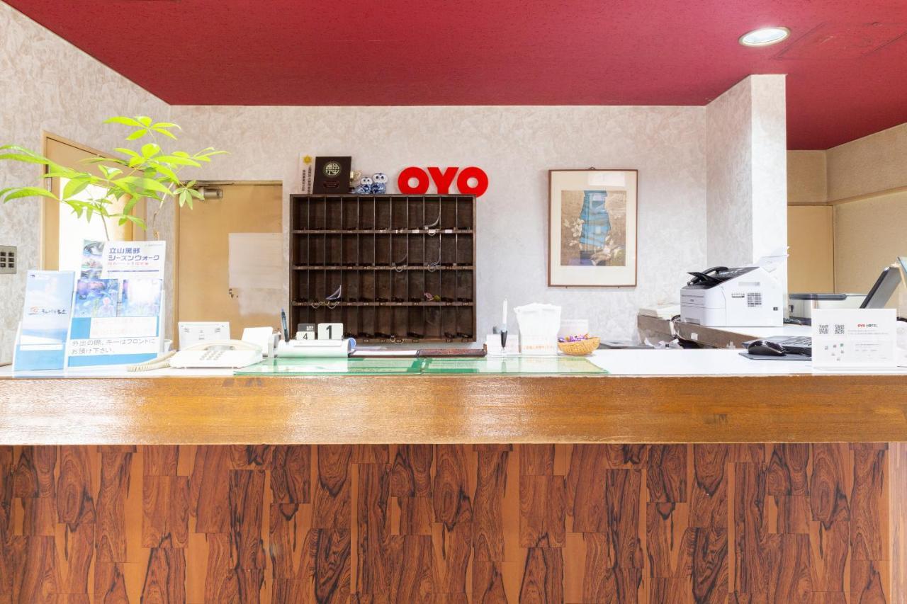 Oyo Joetsu City Hotel Kasugayama Extérieur photo