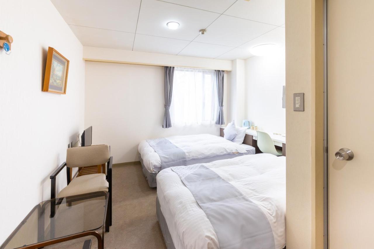 Oyo Joetsu City Hotel Kasugayama Extérieur photo
